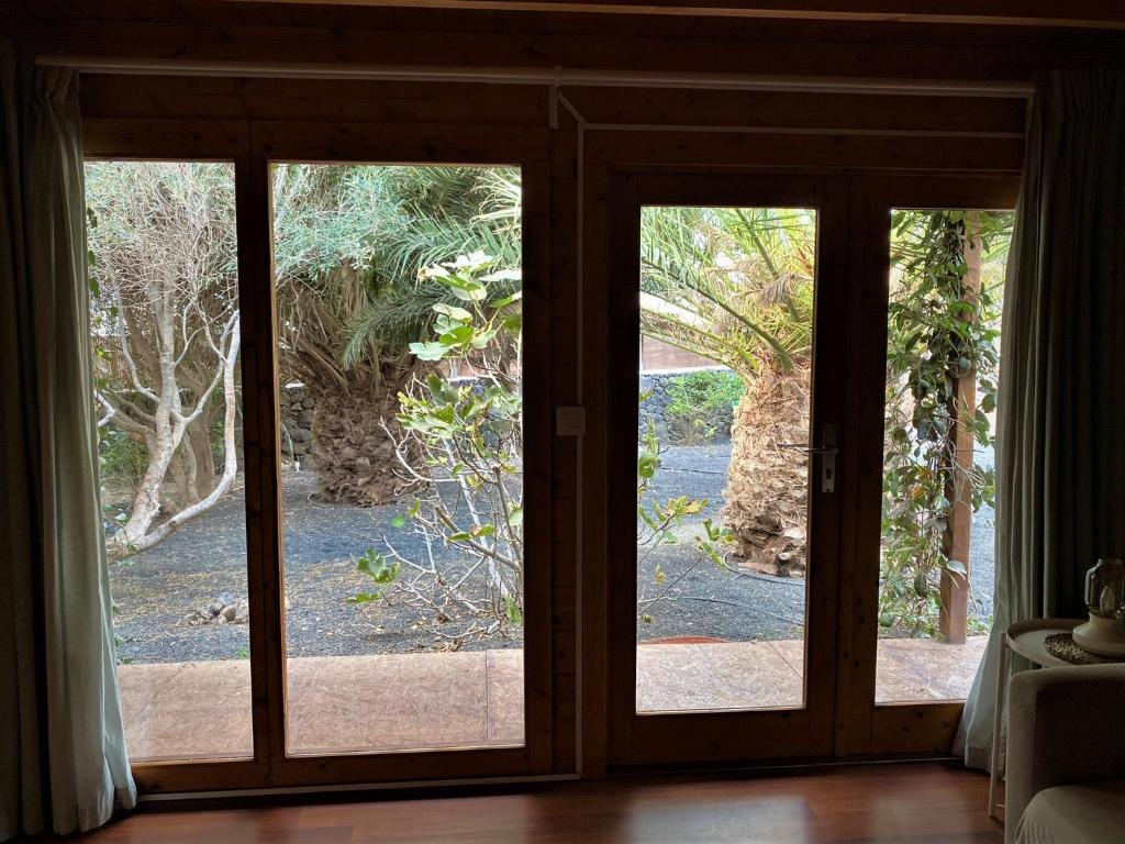 Zahrada ubytování CabanaLanz, Cabañas en Lanzarote