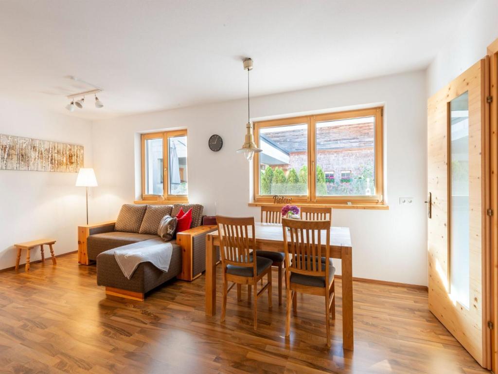 Posteľ alebo postele v izbe v ubytovaní Apartment in Tyrol near Ski Lift