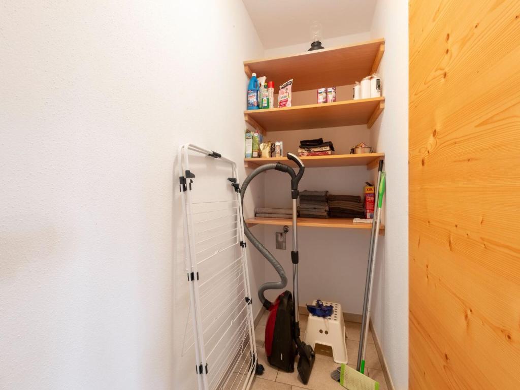 Fotografia z galérie ubytovania Apartment in Tyrol near Ski Lift v destinácii Bruck am Ziller