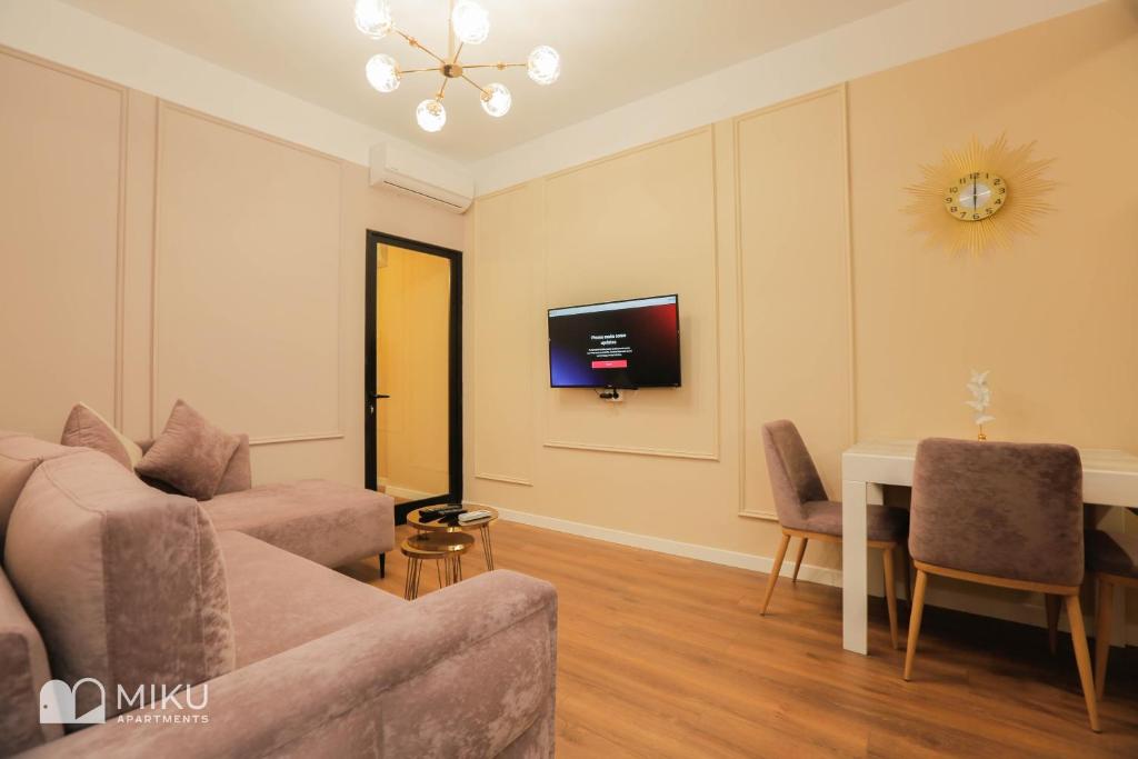 Miku Apartment - Perfect 1Bedroom At Komuna e Parisit - Imazhi 11