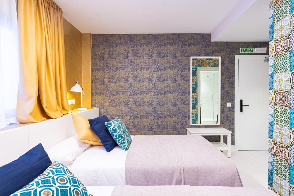 Fly Rooms Madrid Airport - 6