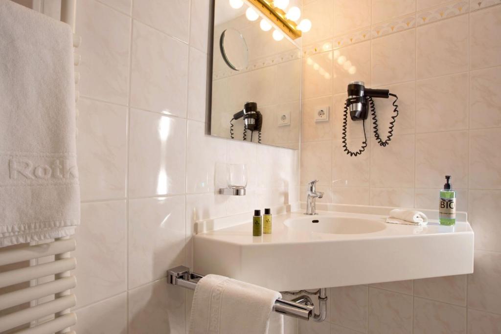 Hotel Rotkreuzplatz - Resim 20