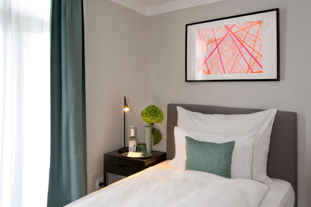 Hotel Rotkreuzplatz - Resim 16