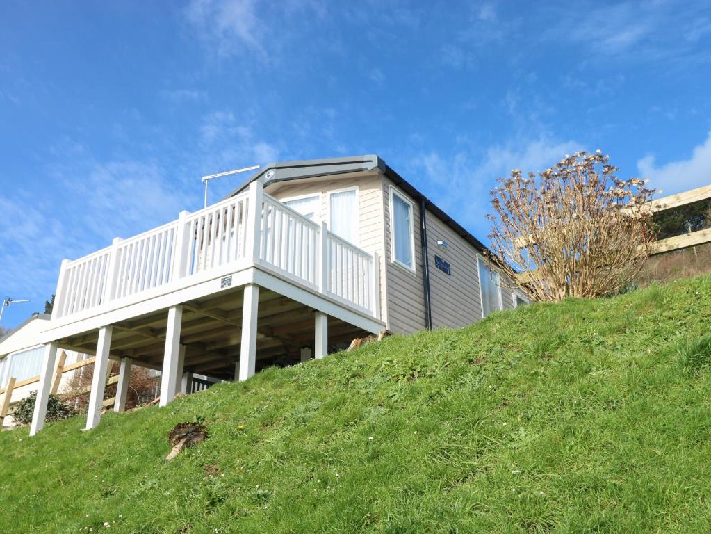 a house on the top of a hill at Castleview 22 in Carmarthen