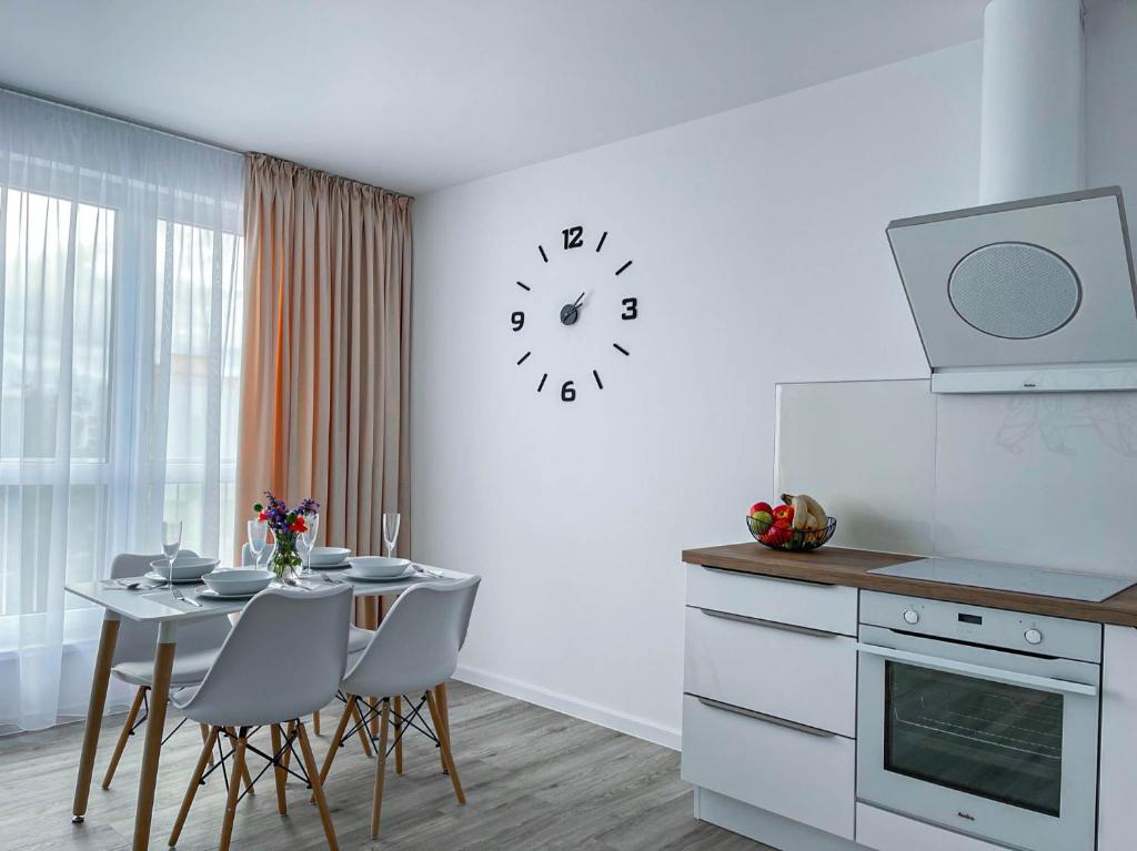 Kuchyňa alebo kuchynka v ubytovaní LAWIS Apartments