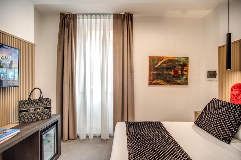 Little Queen Suite - Superior Double Room