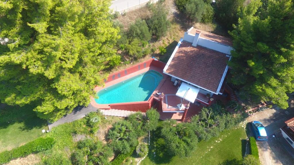 Bazén v ubytování Villa Asterios nebo v jeho okolí