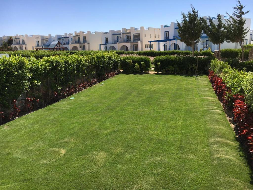 Gallery image of Fully Furnished 4-Bed Town House in Mountain View Ras Al-Hekma in Ras Elhekma