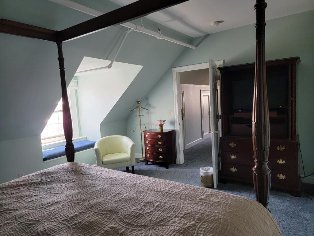 Lowell Inn - Suite