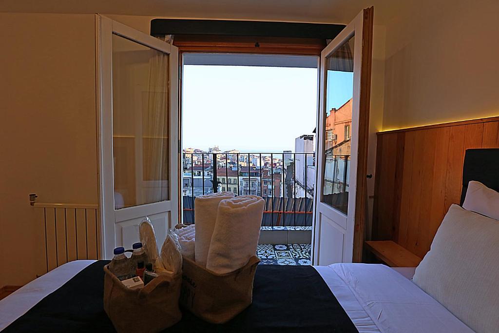 Taksim Istiklal Street Kamilbey Hotel - Twin Room With Balcony