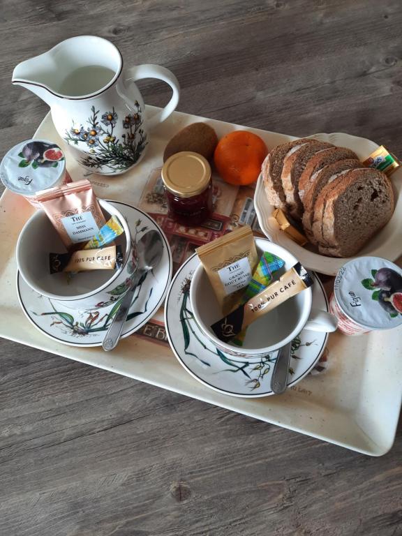 A 10 kms de la mer, avec petit déjeuner - Housity