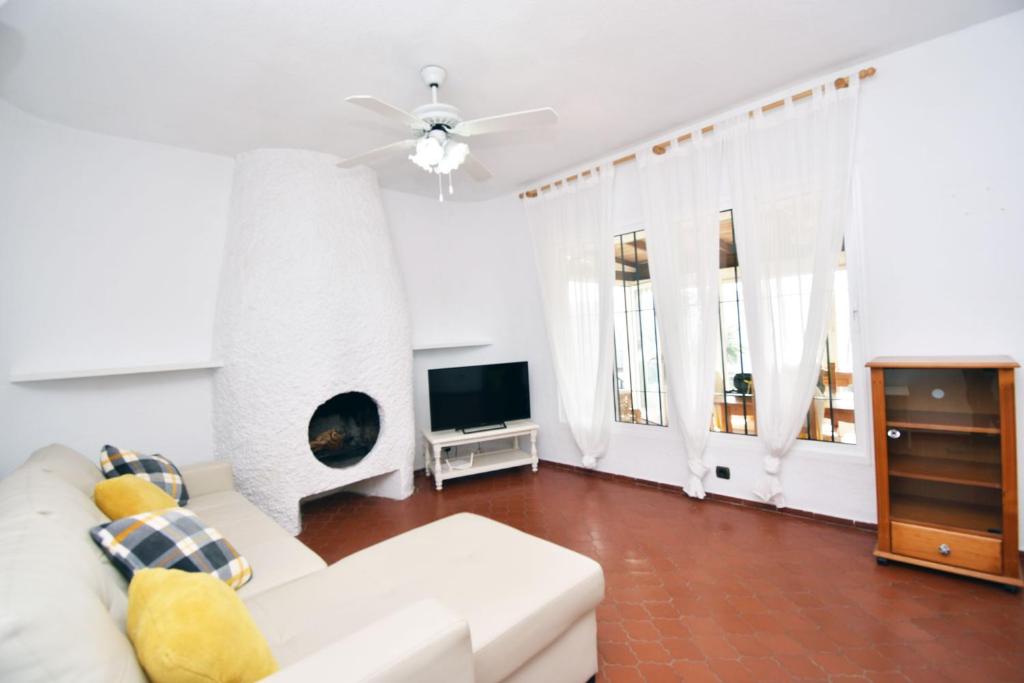 Fotografia z galérie ubytovania Casa Buganvillas Playa v destinácii Málaga