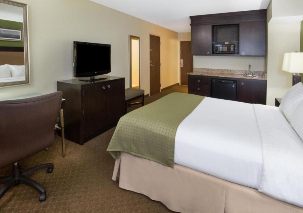 Holiday Inn Portland-Airport I-205, an IHG Hotel - 