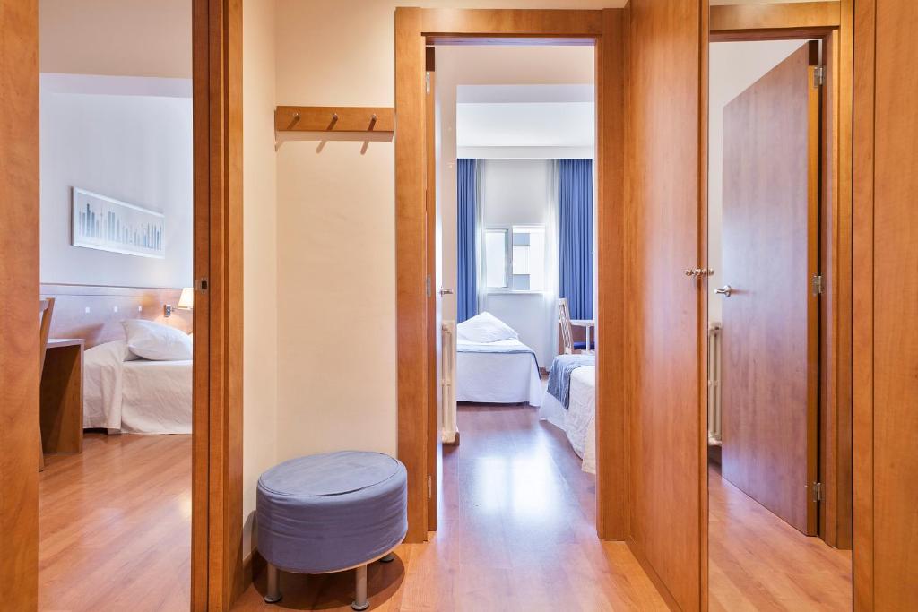 Acta Antibes - Resim 19