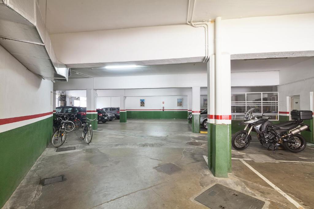 Acta Antibes - Resim 28