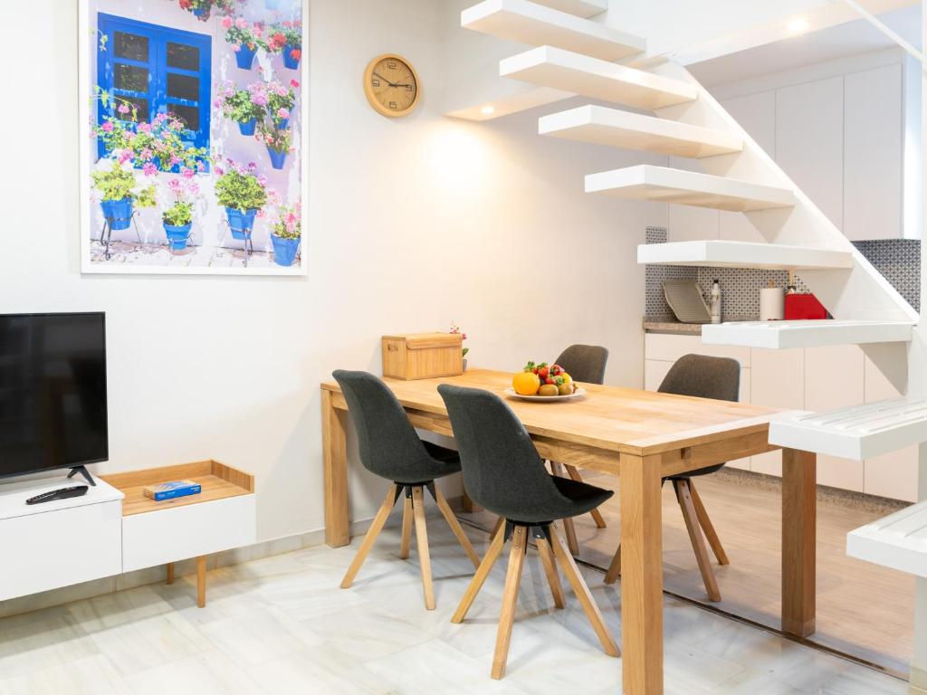 TV a/nebo společenská místnost v ubytování La Casa de los Naranjos