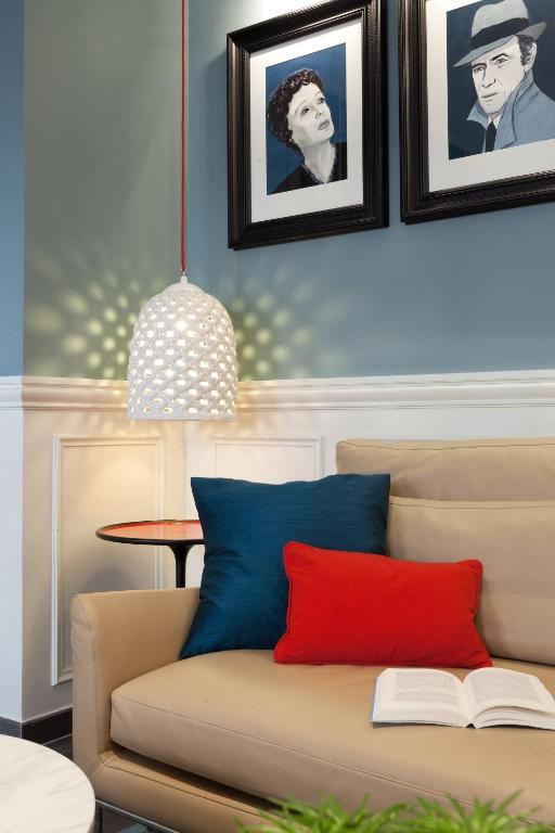 Hôtel des 3 Poussins - Resim 36