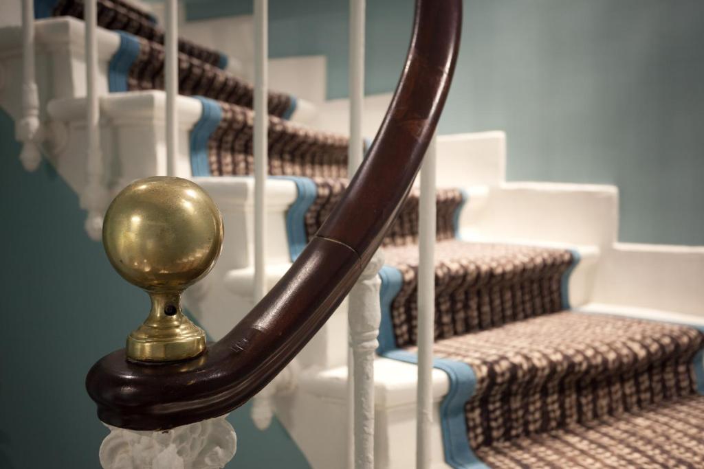 Hôtel des 3 Poussins - Resim 39