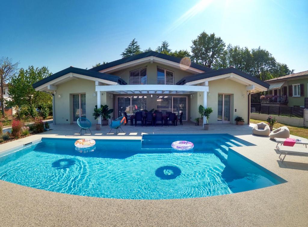Zdjęcie z galerii obiektu Villa Calla w mieście Soiano del Lago