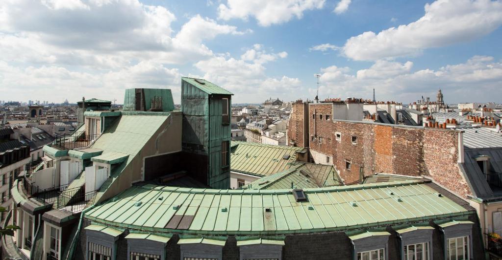 Hôtel des 3 Poussins - Deluxe Room With Panoramic City View With Terrace