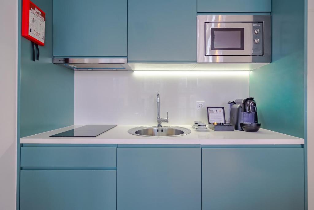 YOUROPO - The Tower - 8