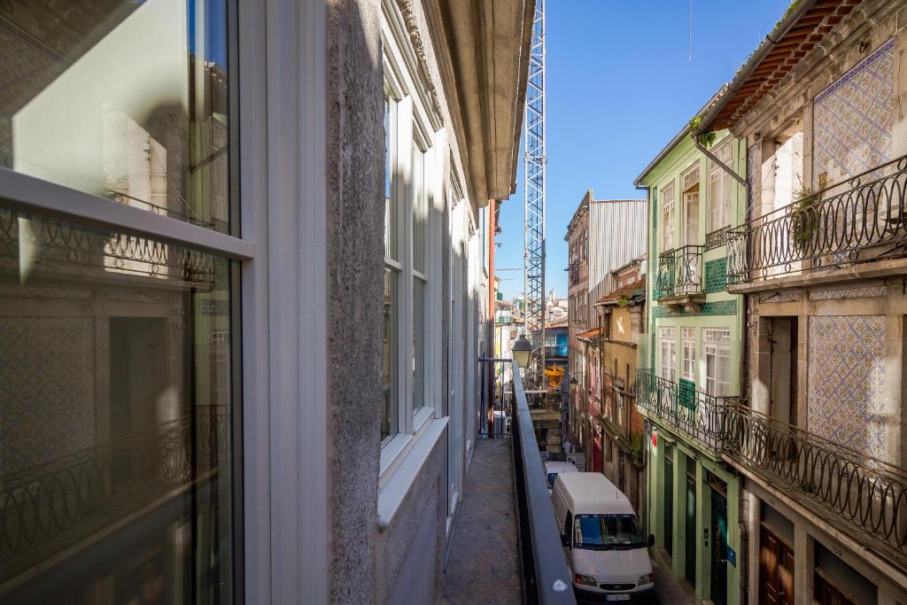 YOUROPO - The Tower - 18