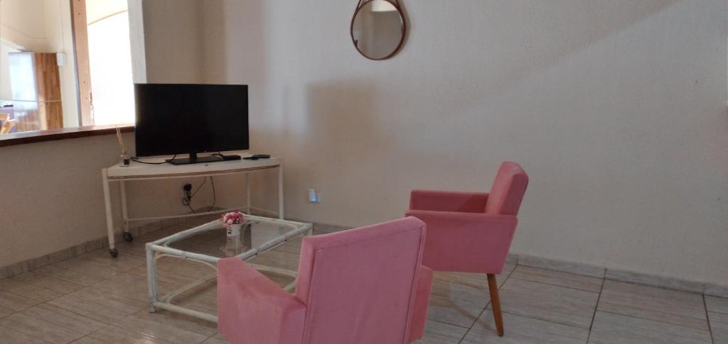 TV a/nebo společenská místnost v ubytování Pousada Belvedere