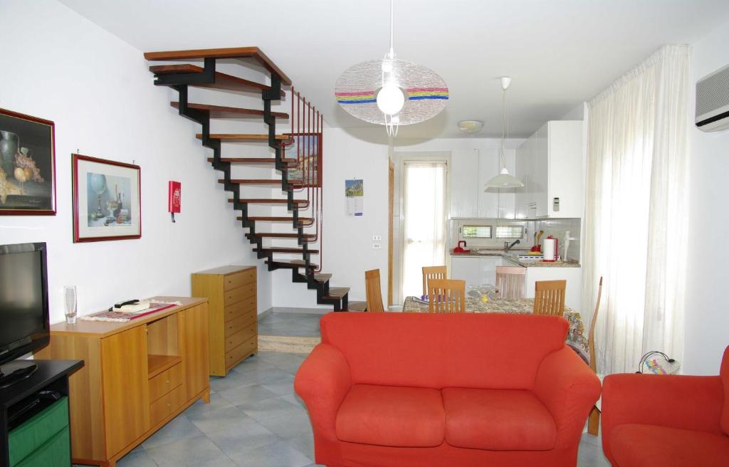 A kitchen or kitchenette at Residence Fontana Barone