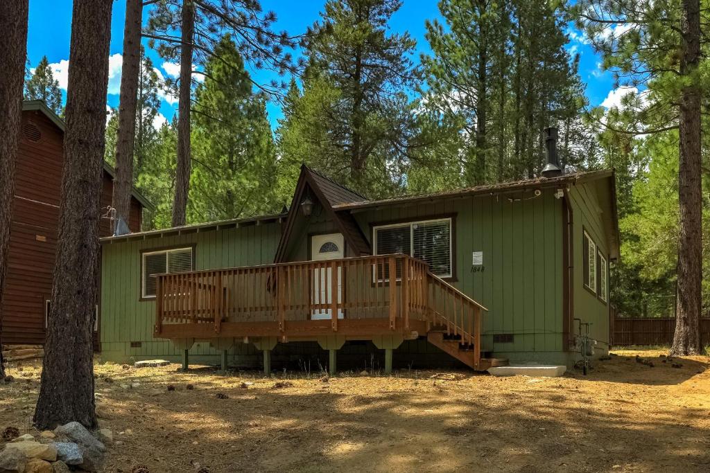 Grizzly Cottage