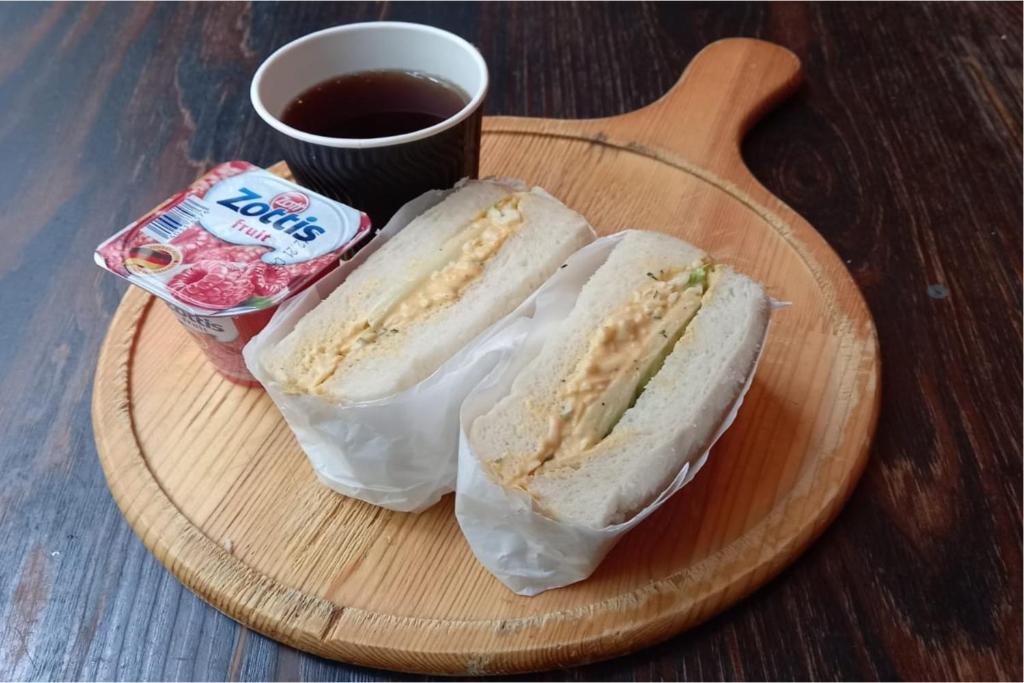 Jídlo v hotelu nebo okolí