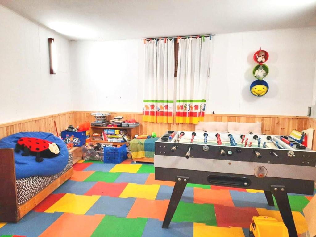 Klub dla dzieci w obiekcie Apartment in Cervinia in a ski resort