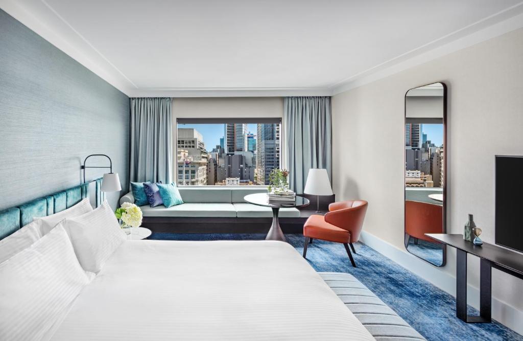 Postel nebo postele na pokoji v ubytování InterContinental Sydney by IHG