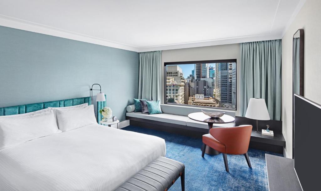 Postel nebo postele na pokoji v ubytování InterContinental Sydney by IHG