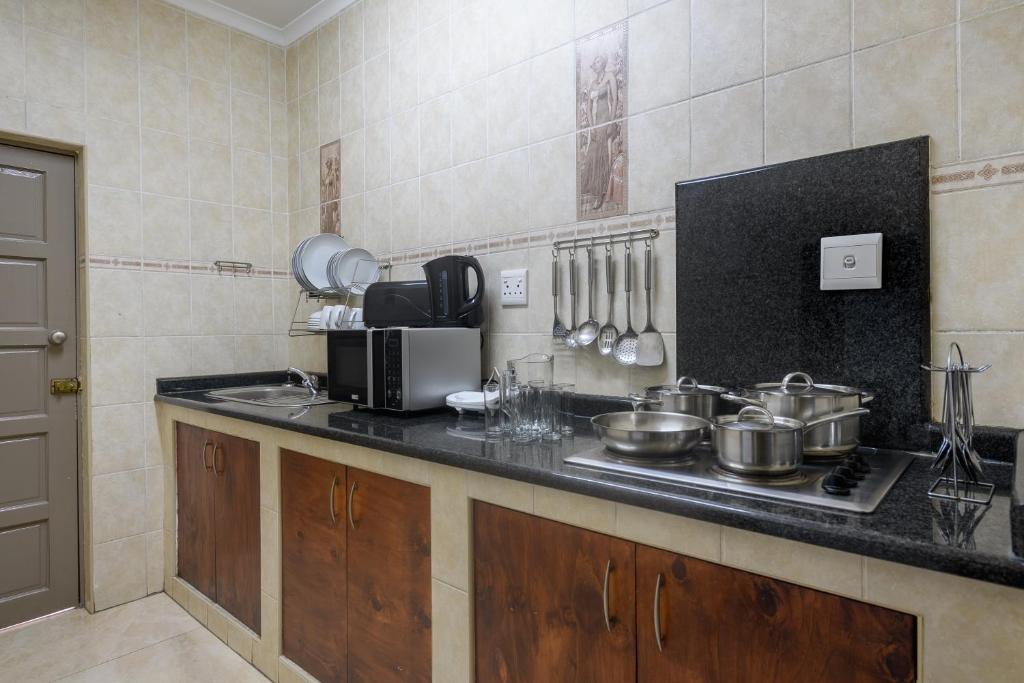 Ushaka Holiday Apartments - 6 People Open Plan Unit