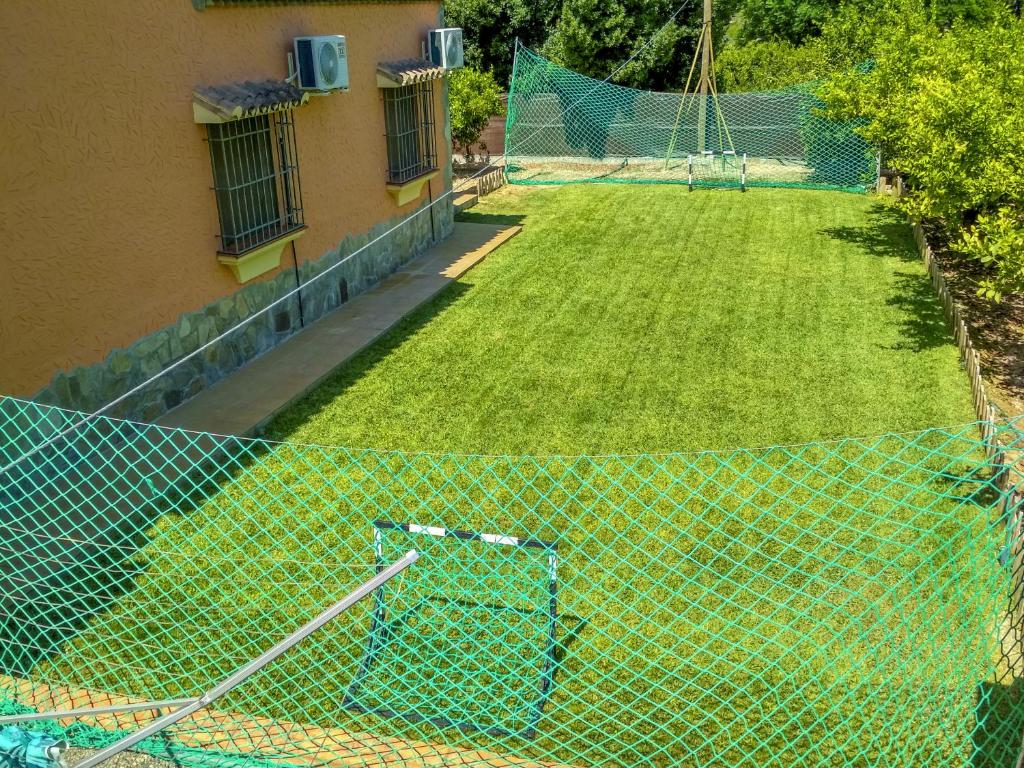 Vonkajšia záhrada v ubytovaní Cubo's Villa Family