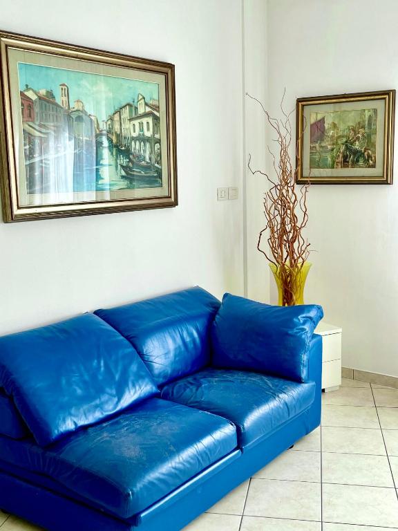 Posedenie v ubytovaní Piazza Italia Charming Sea Apartments