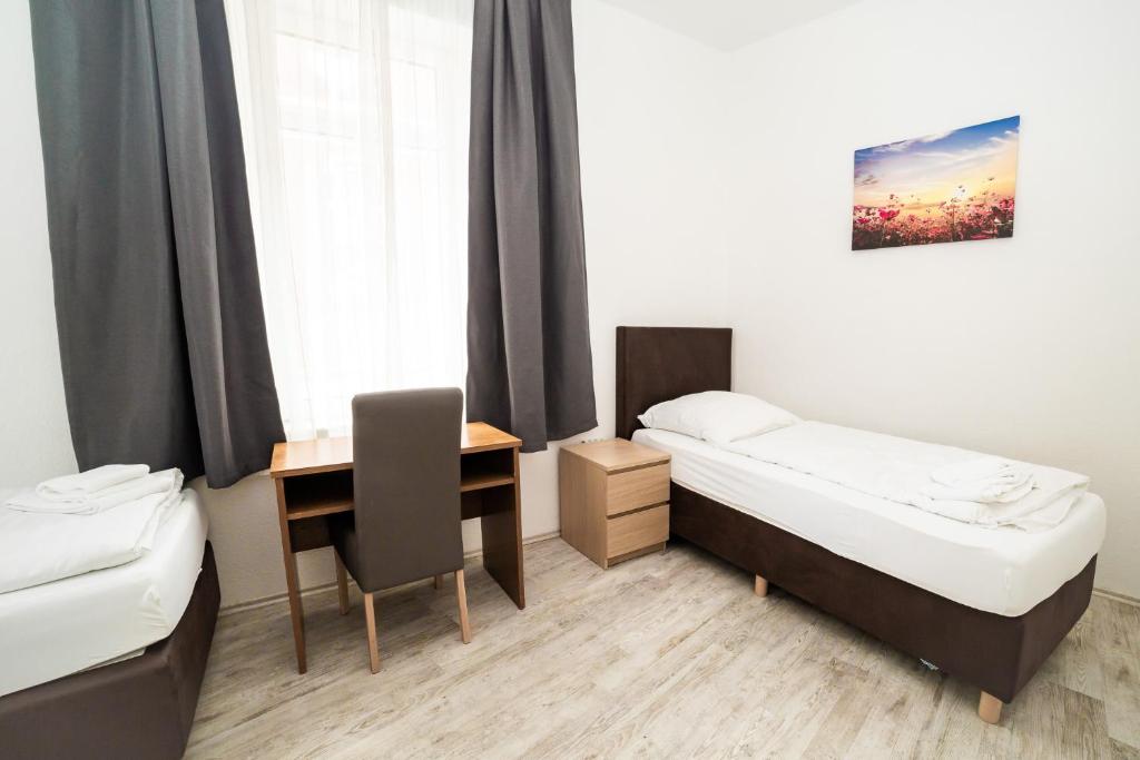 Othman Appartements Göttinger Straße 63 1OG - Three-Bedroom Apartment