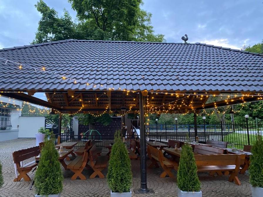 Zdjęcie z galerii obiektu Penzion a Restaurace Bělecký Mlýn w mieście Ptení