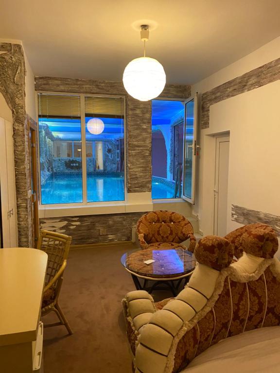 Bali Colosseum Hotel - Resim 36