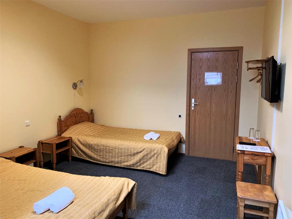 Jaunmoku Palace Complex Hotel - Budget Twin Room M15