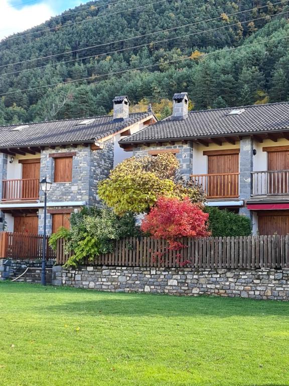 Casa Pico Monje, Villanúa – Updated 2022 Prices