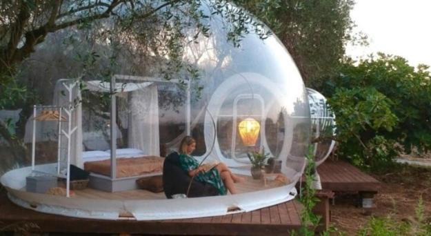 Bubble room suite