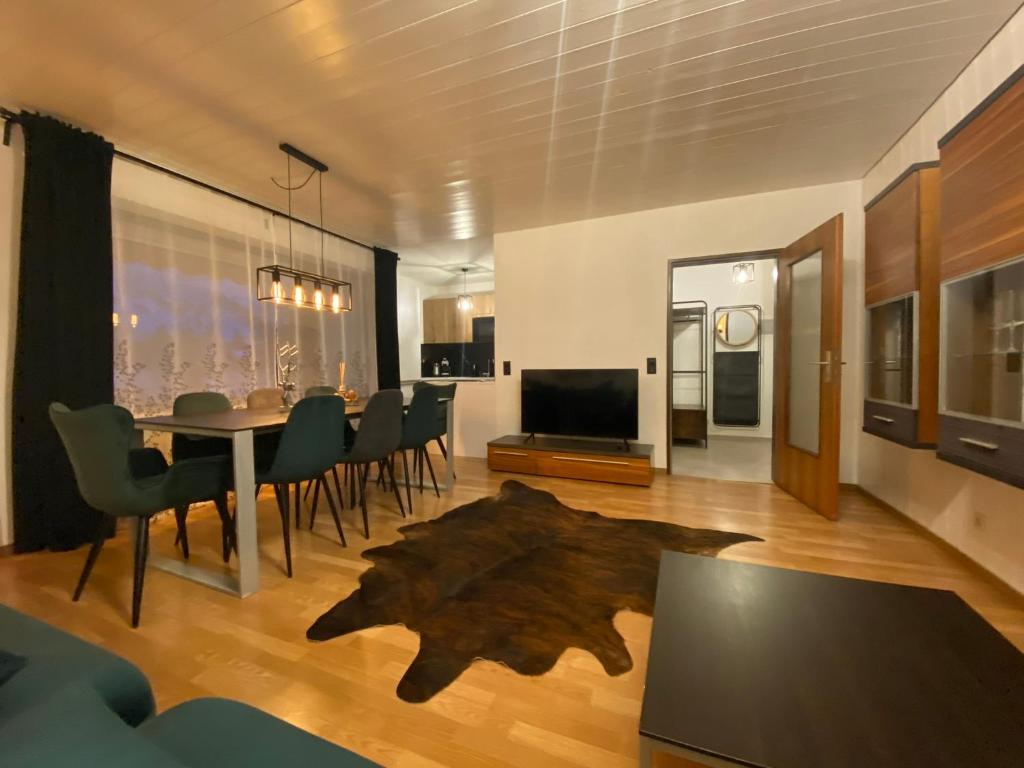 Χώρος καθιστικού στο Apartment am Wasserfall mit Sauna & Top-Lage