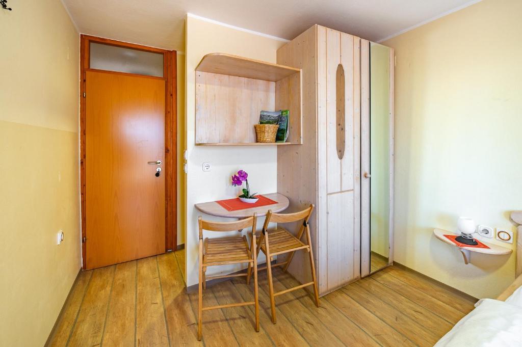 Slovenian Traditional Guest House - Tweepersoonskamer