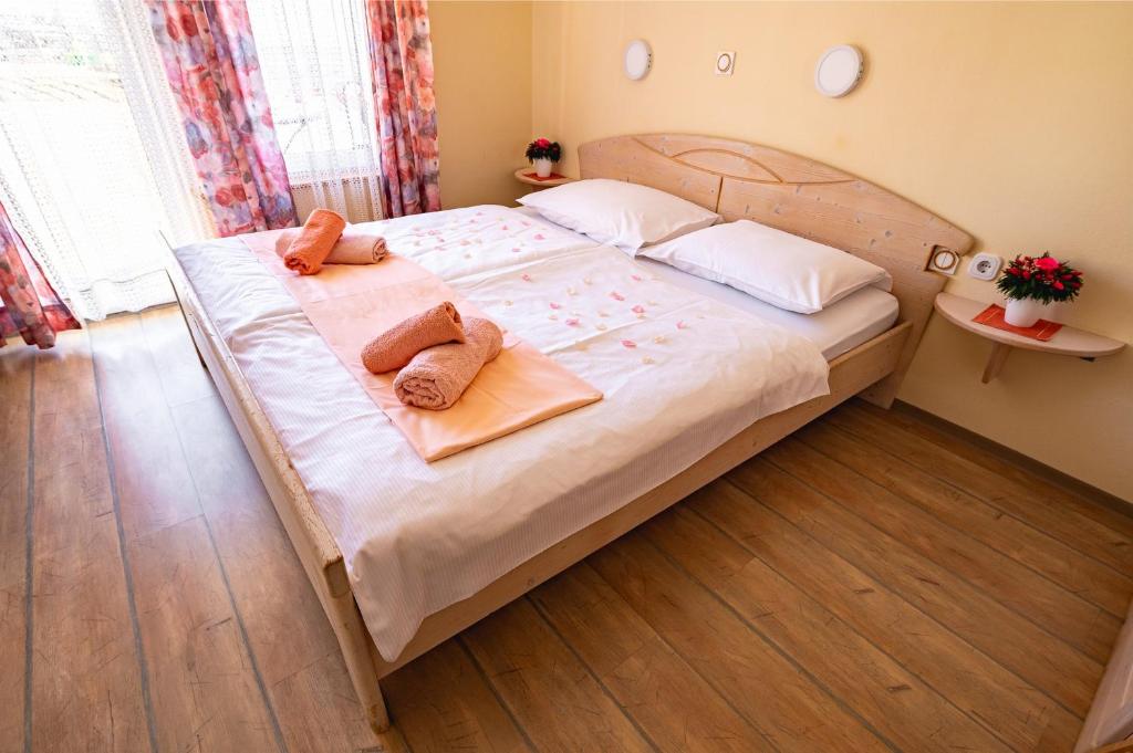 Slovenian Traditional Guest House - Tweepersoonskamer Met Terras