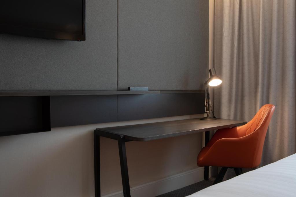 Holiday Inn Bolton Centre, an IHG Hotel - 