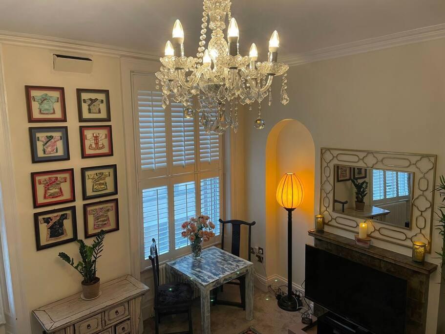 Φωτογραφία από το άλμπουμ του Luxury Apartment Opposite The Shambles στο Γιορκ