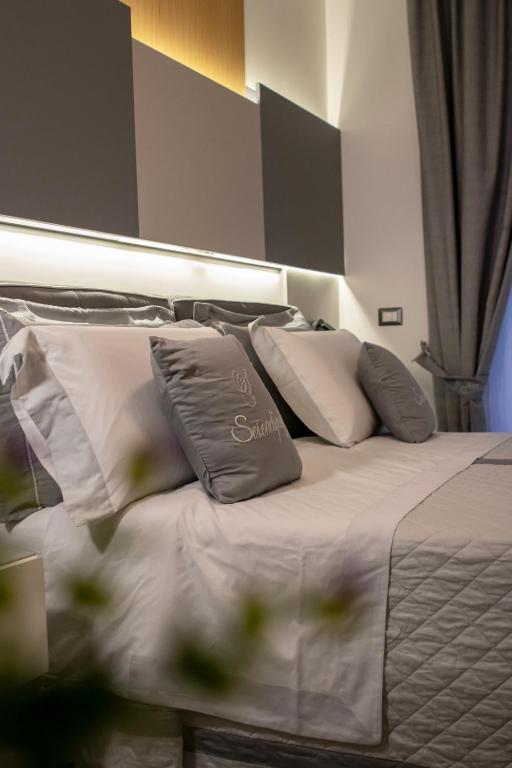 Postel nebo postele na pokoji v ubytování Serendipity B&B