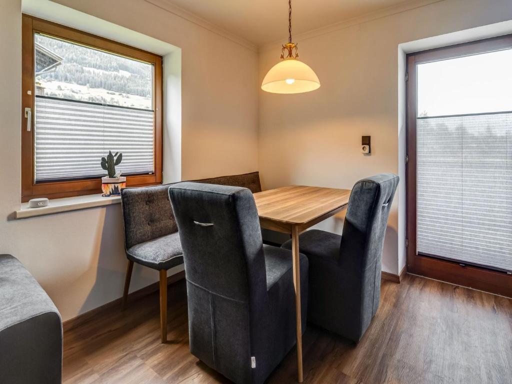 Fotografia z galérie ubytovania High-quality apartment with whirlpool v destinácii Dorf