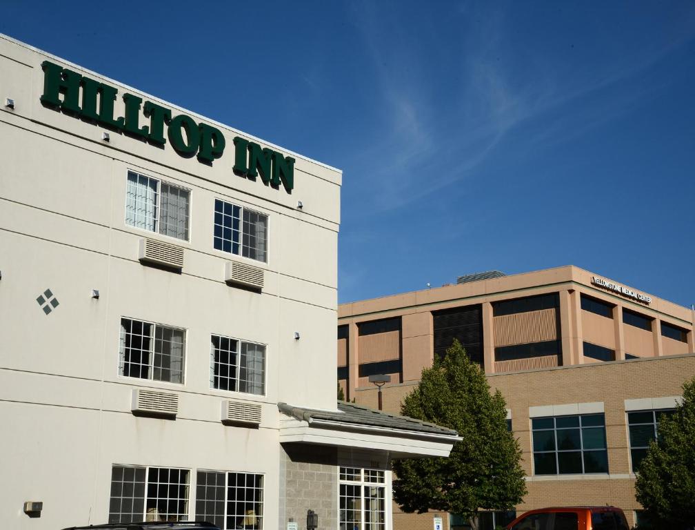 Hilltop Inn by Riversage photo